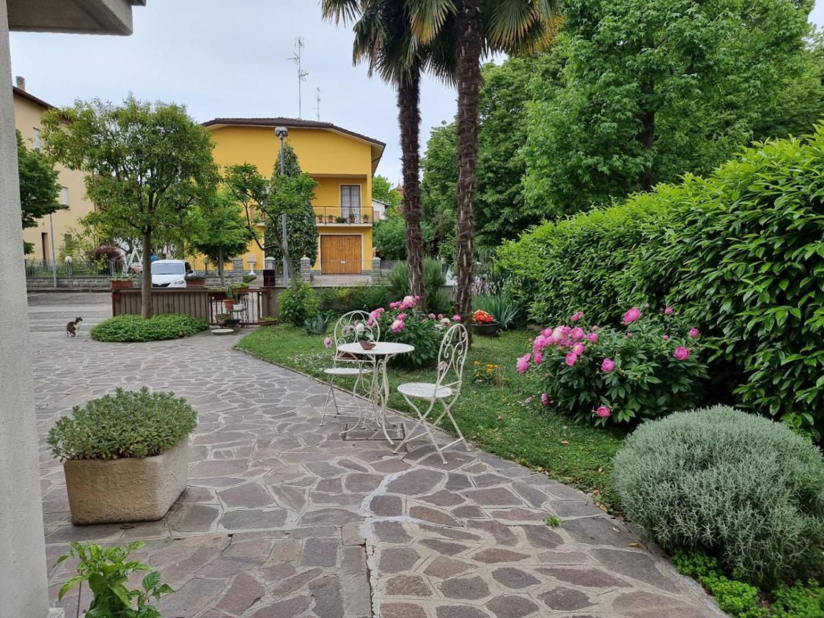 Gold B&B Ravarino ภายนอก รูปภาพ