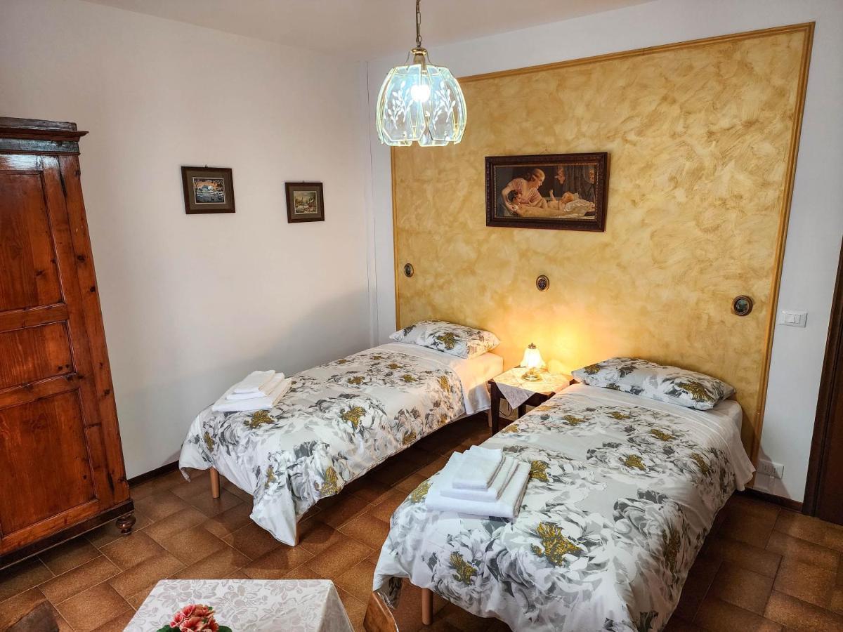 Gold B&B Ravarino ภายนอก รูปภาพ