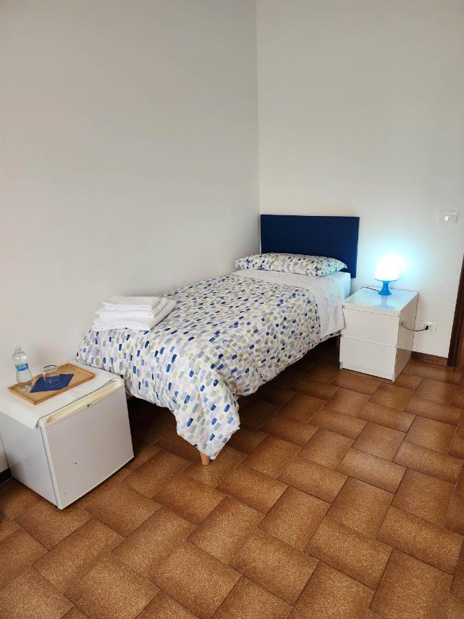 Gold B&B Ravarino ภายนอก รูปภาพ