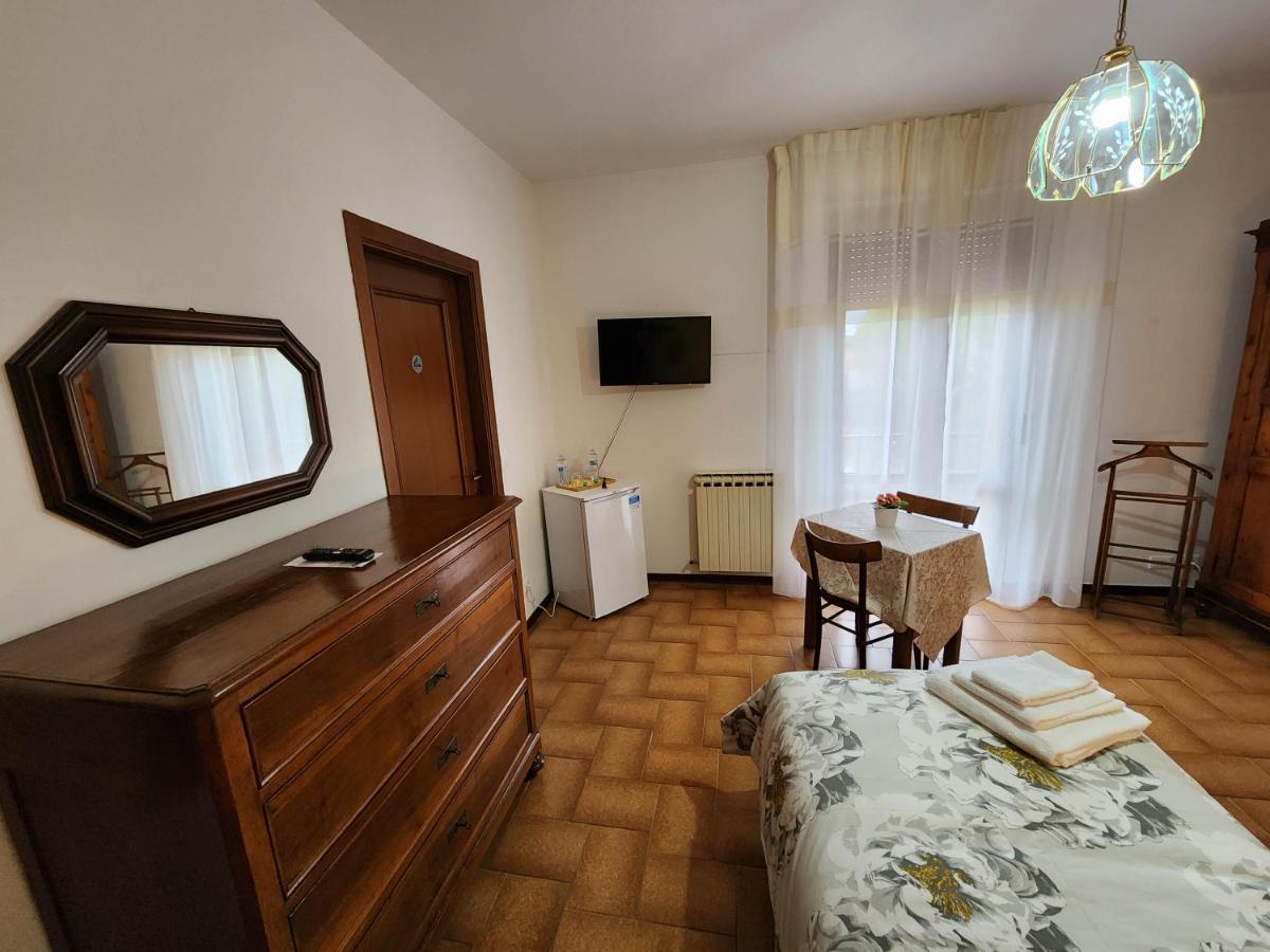 Gold B&B Ravarino ภายนอก รูปภาพ