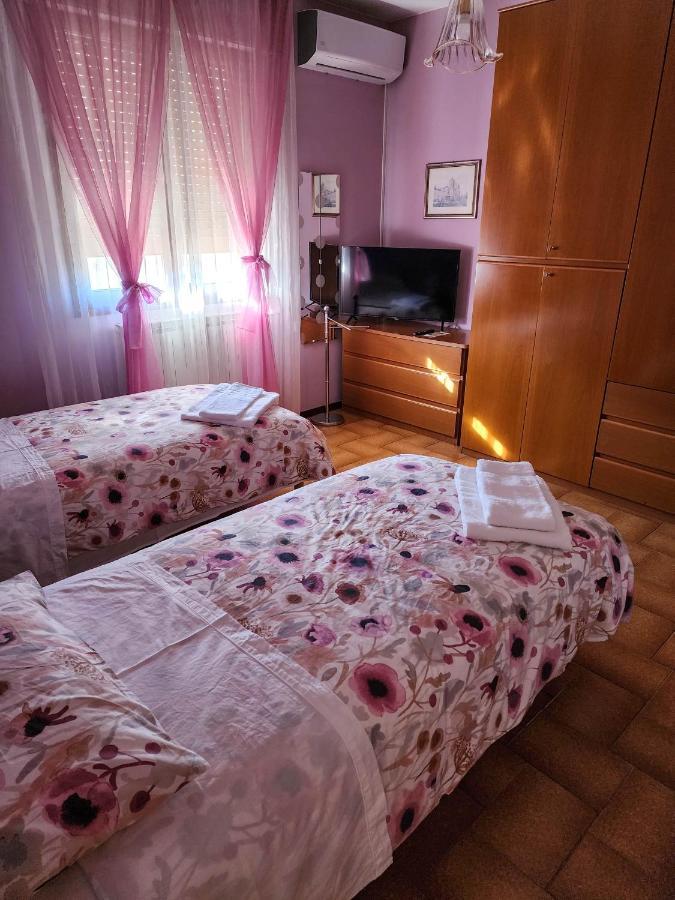Gold B&B Ravarino ภายนอก รูปภาพ