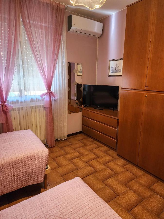 Gold B&B Ravarino ภายนอก รูปภาพ