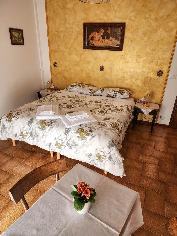 Gold B&B Ravarino ภายนอก รูปภาพ